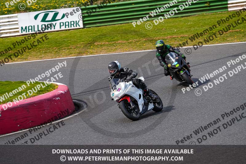 enduro digital images;event digital images;eventdigitalimages;mallory park;mallory park photographs;mallory park trackday;mallory park trackday photographs;no limits trackdays;peter wileman photography;racing digital images;trackday digital images;trackday photos